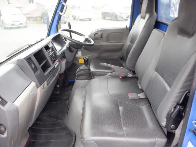 いすゞ エルフ TKG-NKR85AD(2WD)の写真31