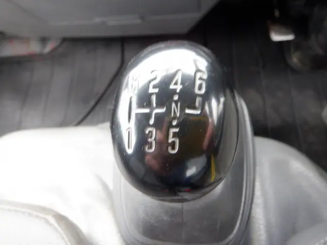 いすゞ エルフ TKG-NKR85AD(2WD)の写真38