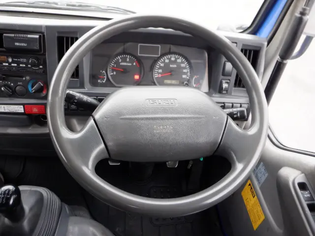 いすゞ エルフ TKG-NKR85AD(2WD)の写真39