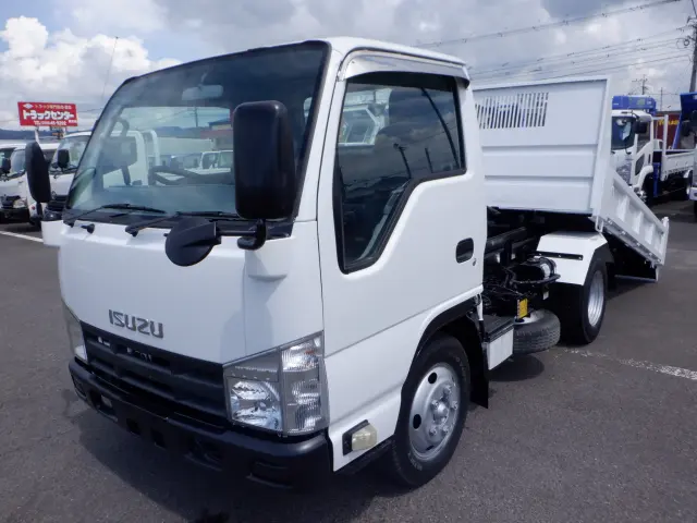 いすゞ エルフ TKG-NKR85AN(2WD)の写真1