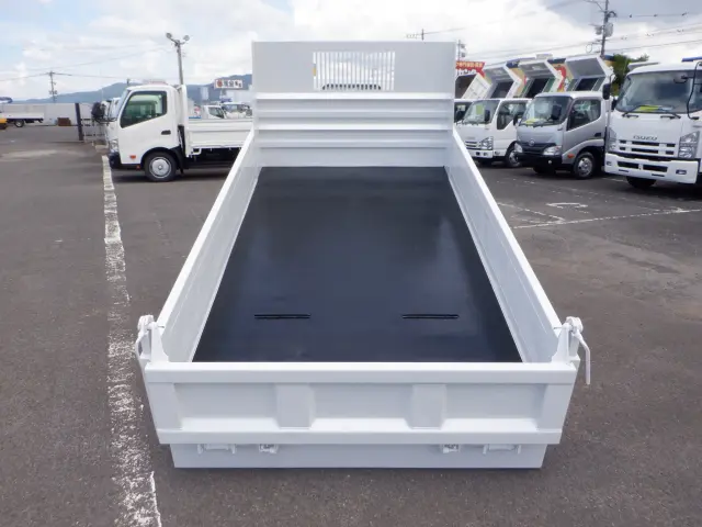 いすゞ エルフ TKG-NKR85AN(2WD)の写真3