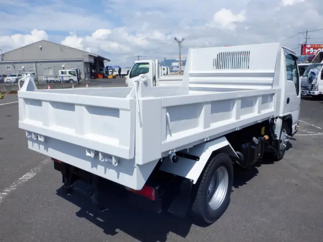 いすゞ エルフ TKG-NKR85AN(2WD)の写真7