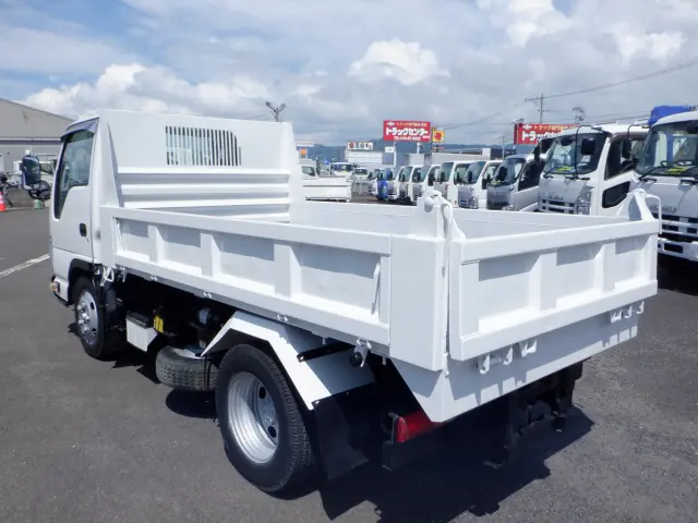 いすゞ エルフ TKG-NKR85AN(2WD)の写真8