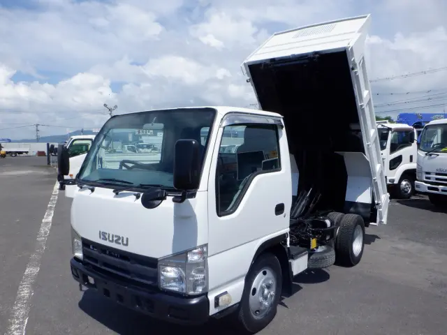 いすゞ エルフ TKG-NKR85AN(2WD)の写真9