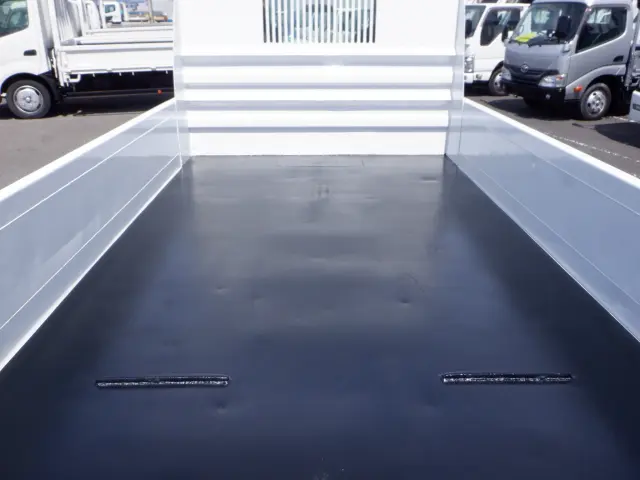 いすゞ エルフ TKG-NKR85AN(2WD)の写真14