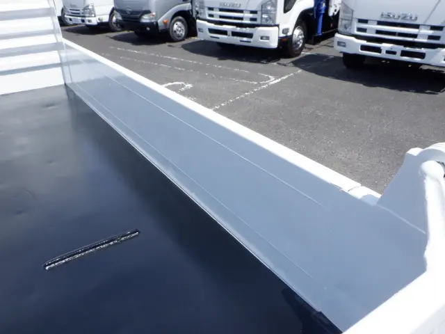 いすゞ エルフ TKG-NKR85AN(2WD)の写真16