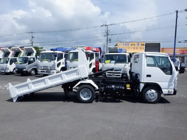 いすゞ エルフ TKG-NKR85AN(2WD)の写真19