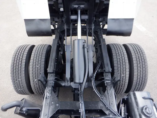 いすゞ エルフ TKG-NKR85AN(2WD)の写真23