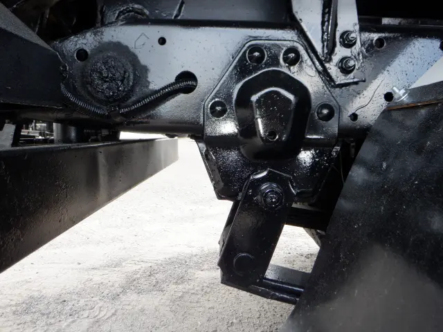 いすゞ エルフ TKG-NKR85AN(2WD)の写真28