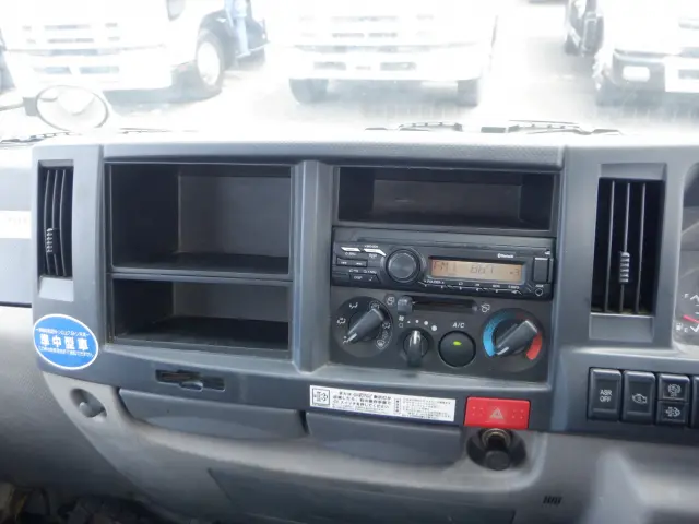 いすゞ エルフ TKG-NKR85AN(2WD)の写真45