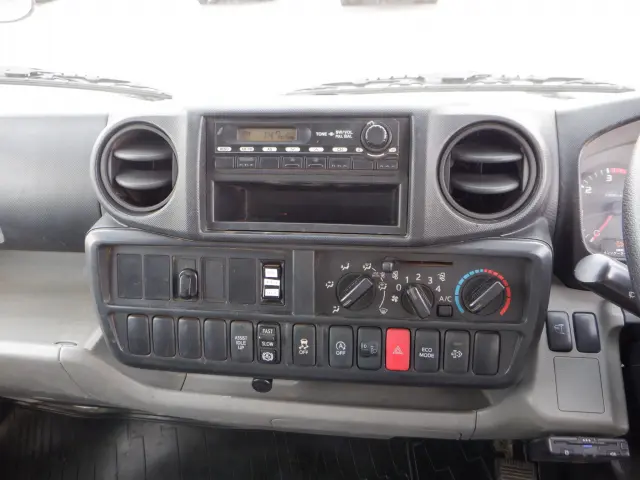 日野 デュトロ TKG-XZU620T(2WD)の写真45