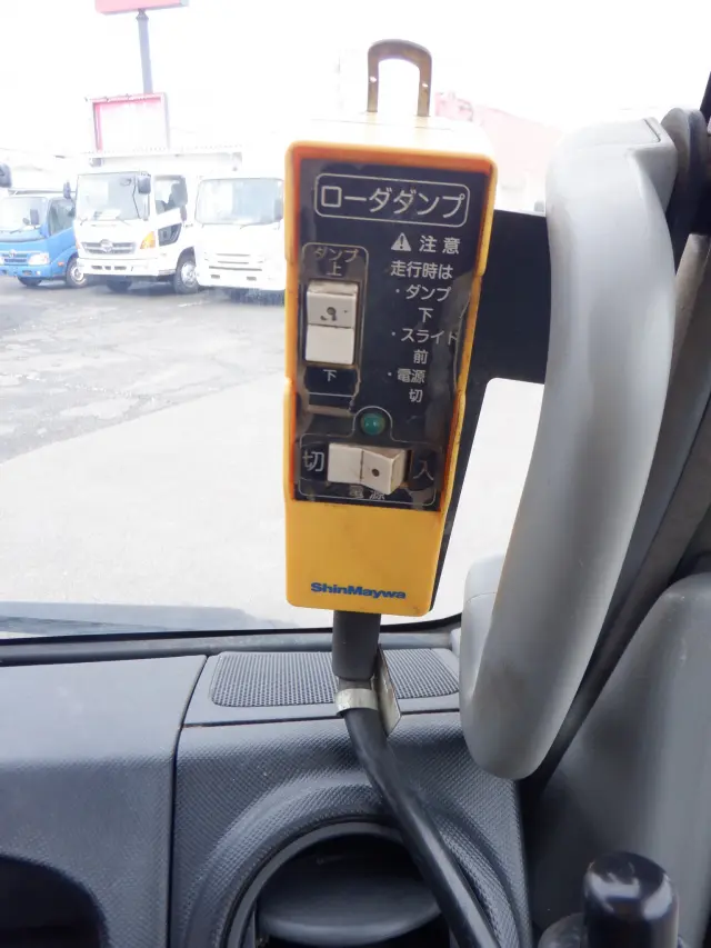 日野 デュトロ TKG-XZU620T(2WD)の写真46