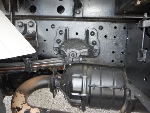 いすゞ フォワード TKG-FRR90S1(2WD)の写真23