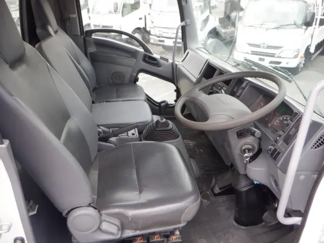 いすゞ フォワード TKG-FRR90S1(2WD)の写真40