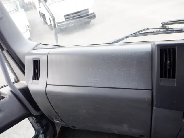 いすゞ フォワード TKG-FRR90S1(2WD)の写真44