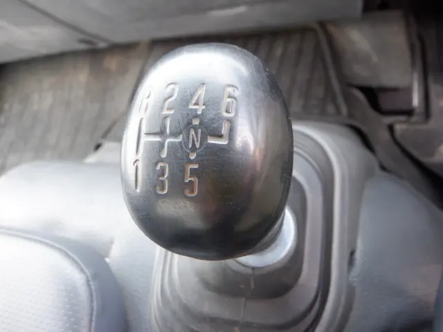 いすゞ フォワード TKG-FRR90S1(2WD)の写真46