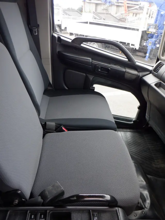 日野 レンジャー TKG-FC9JCAP(2WD)の写真43