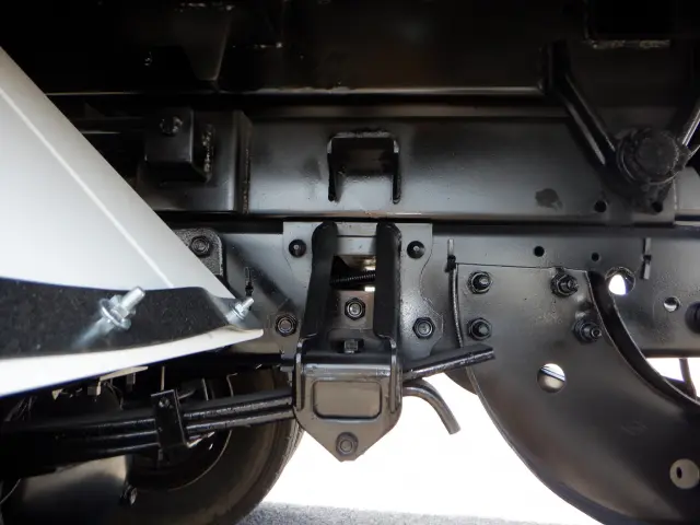 いすゞ フォワード TKG-FRR90S1(2WD)の写真24