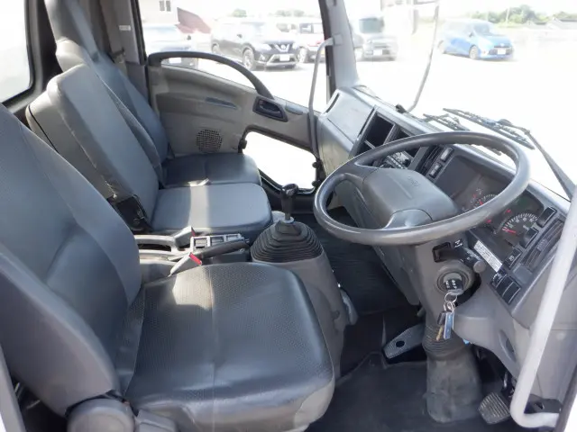 いすゞ フォワード TKG-FRR90S1(2WD)の写真37
