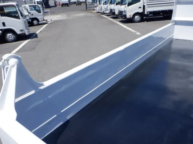 三菱 ファイター TKG-FK71F(2WD)の写真10