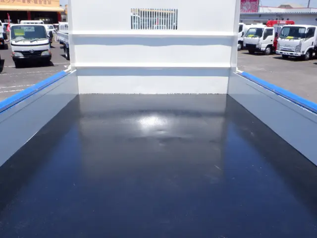 日野 レンジャー 2KG-FC2ABA(2WD)の写真8