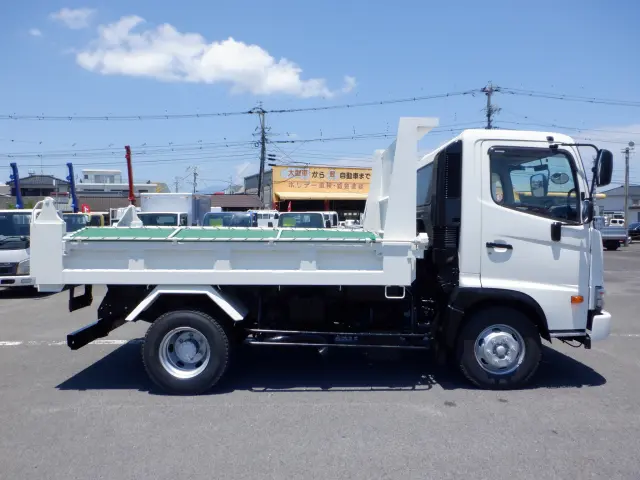 日野 レンジャー 2KG-FC2ABA(2WD)の写真16