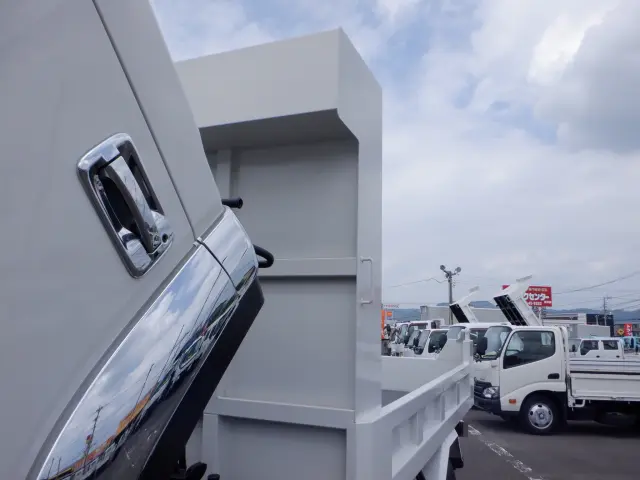 いすゞ フォワード TKG-FRR90S1(2WD)の写真30