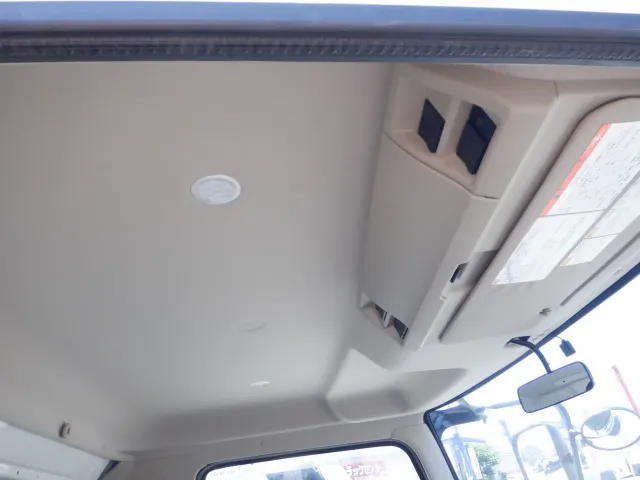 日野 レンジャー 2KG-FC2ABA(2WD)の写真36