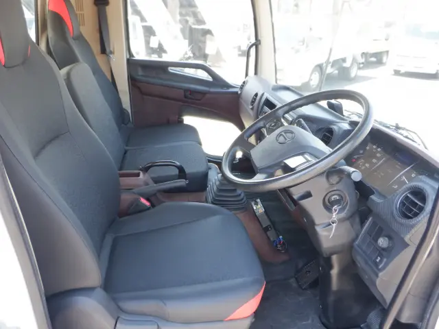 日野 レンジャー 2KG-FC2ABA(2WD)の写真37