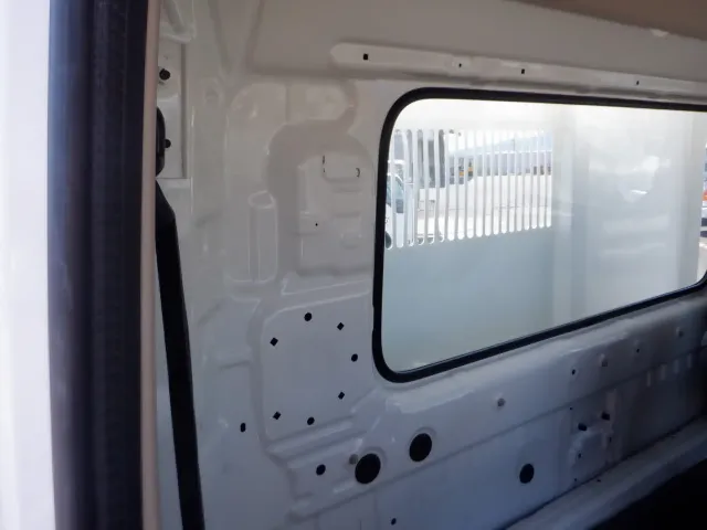 日野 レンジャー 2KG-FC2ABA(2WD)の写真39