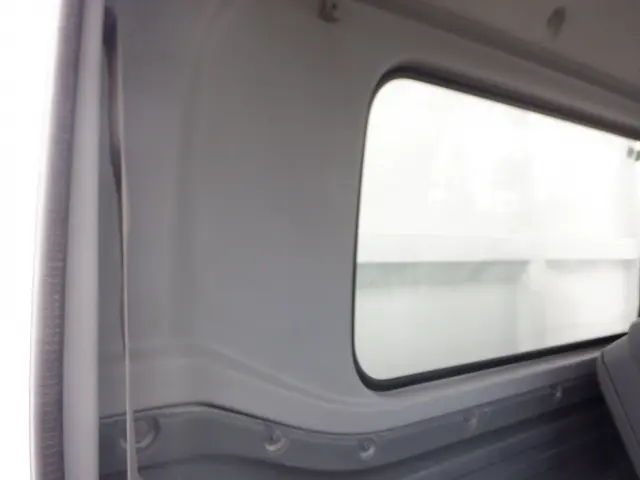いすゞ フォワード TKG-FRR90S1(2WD)の写真41