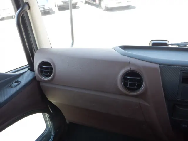 日野 レンジャー 2KG-FC2ABA(2WD)の写真43