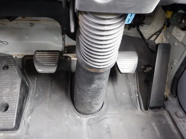 いすゞ フォワード TKG-FRR90S1(2WD)の写真43