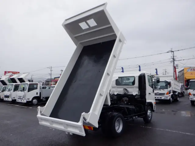 日野 レンジャー 2KG-FC2ABA(2WD)の写真2