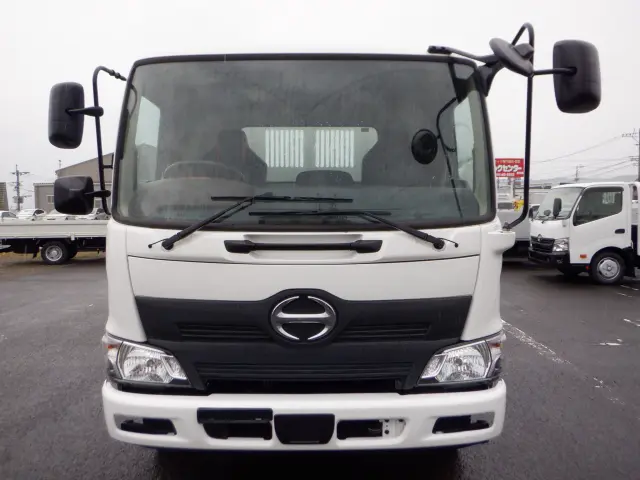 日野 レンジャー 2KG-FC2ABA(2WD)の写真4