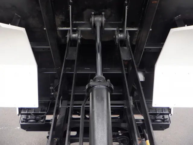 日野 レンジャー 2KG-FC2ABA(2WD)の写真21