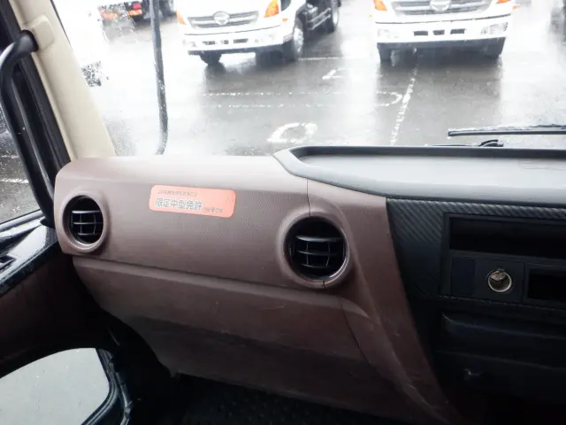 日野 レンジャー 2KG-FC2ABA(2WD)の写真45