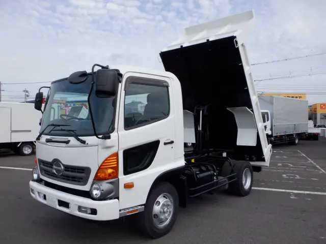 日野 レンジャー TKG-FC9JCAP(2WD)の写真1
