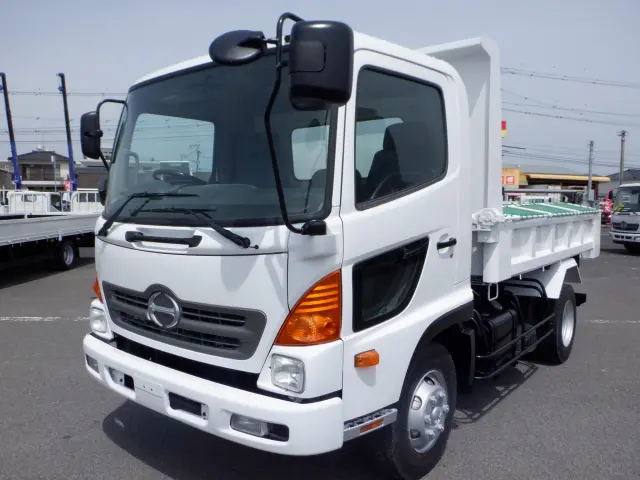 日野 レンジャー TKG-FC9JCAP(2WD)の写真1