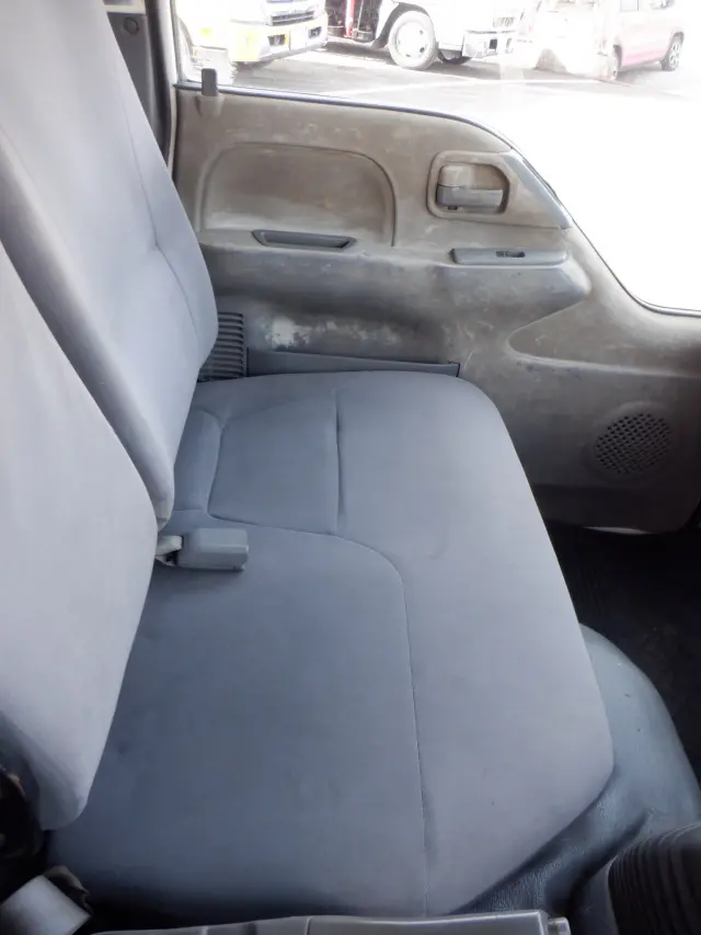 マツダ タイタン BKG-LKR85AR(2WD)の写真41