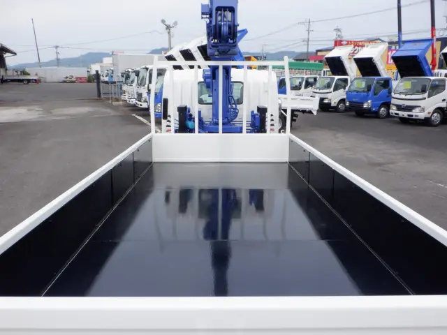 いすゞ エルフ TKG-NMR85AR(2WD)の写真3