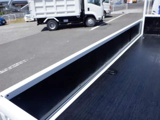 日野 デュトロ TPG-XZU650M(2WD)の写真9
