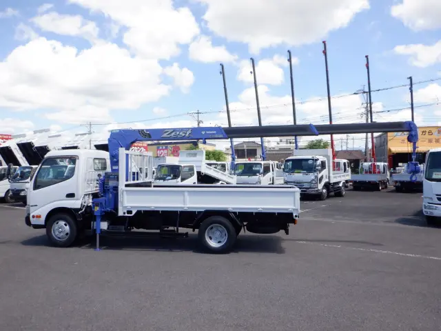 日野 デュトロ TPG-XZU650M(2WD)の写真12