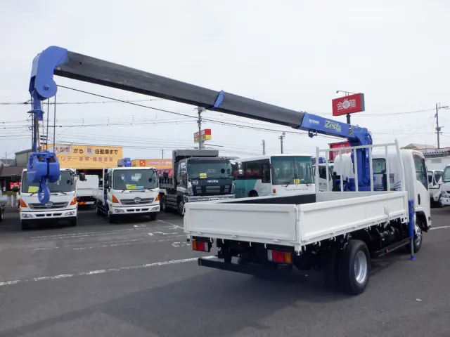 いすゞ エルフ TKG-NMR85AR(2WD)の写真19