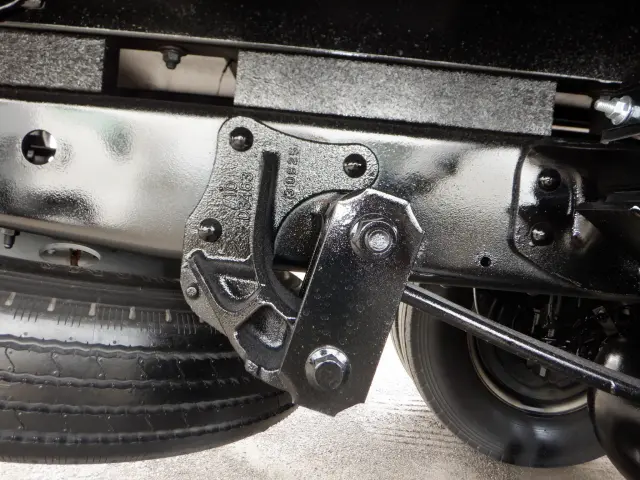 いすゞ エルフ TKG-NMR85AR(2WD)の写真28