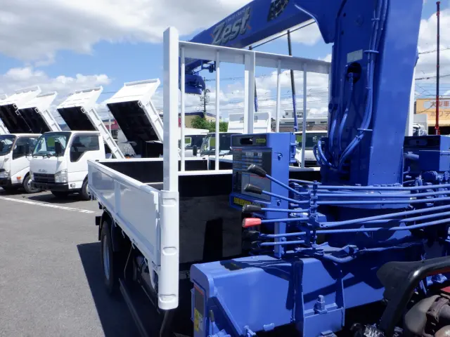 日野 デュトロ TPG-XZU650M(2WD)の写真30