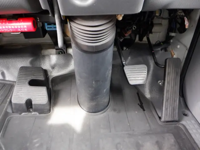 いすゞ エルフ TKG-NMR85AR(2WD)の写真47