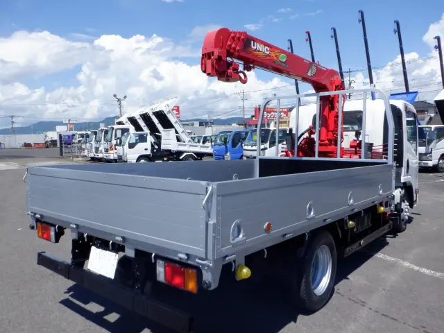 いすゞ エルフ TRG-NPR85AR(2WD)の写真2