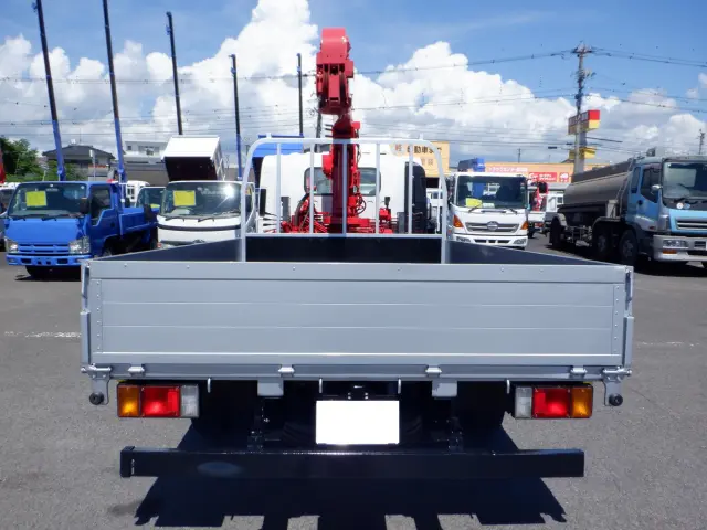 いすゞ エルフ TRG-NPR85AR(2WD)の写真10