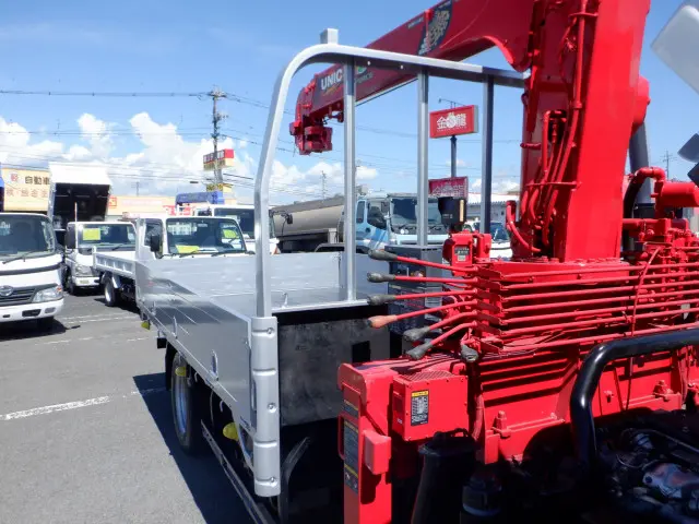 いすゞ エルフ TRG-NPR85AR(2WD)の写真21